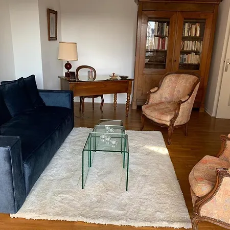 Apartment Paris 10 ' Bastille *